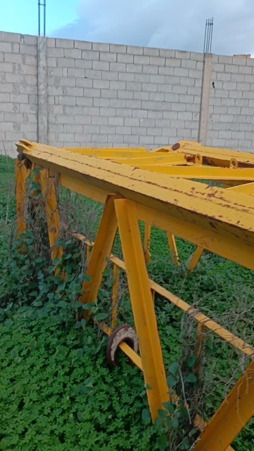 vente de grue a tours de MARQUE COMONZA ESPAGNOLE