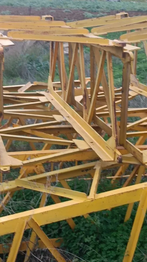 vente de grue a tours de MARQUE COMONZA ESPAGNOLE