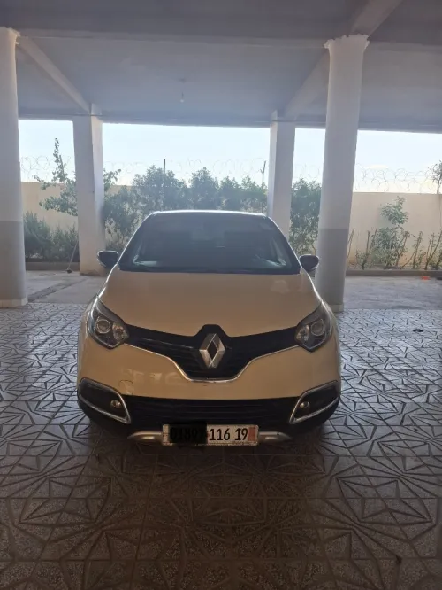 Renault Captur 2016 Mountain