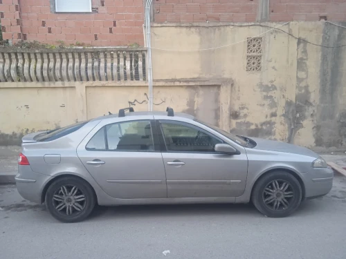 Renault Laguna 2 2001 Initial Paris