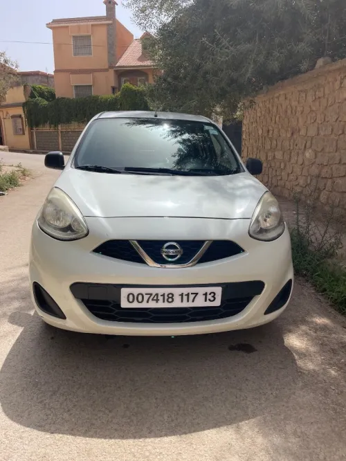 Nissan Micra 2017 Visia +