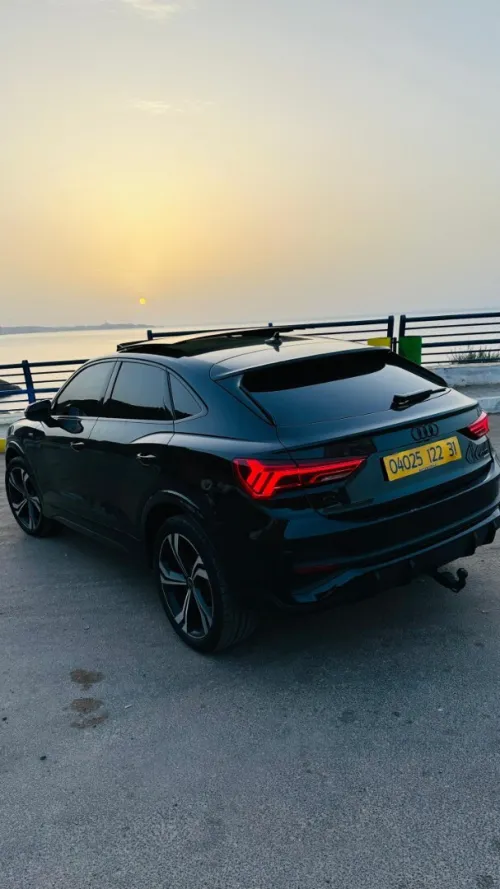 Audi Q3 2022 La tout