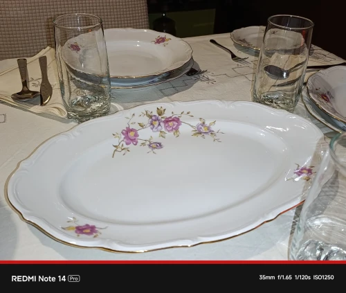 Service de table en porcelaine polonaise vintage