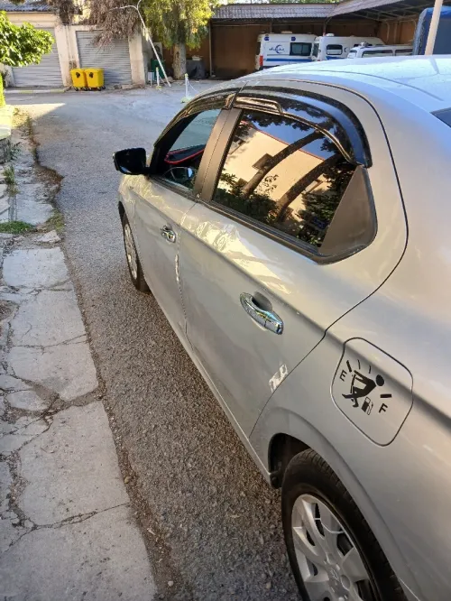 Peugeot 301 2013 Fennec
