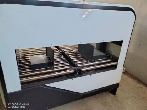 Machine découpe et impression carton ondulé 