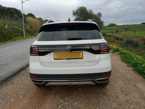 Volkswagen T-Cross 2025 R-line