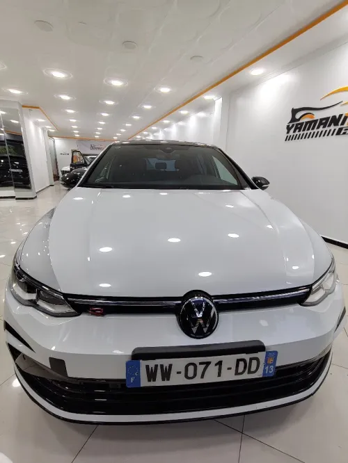 Volkswagen Golf 8 2025 R-Line