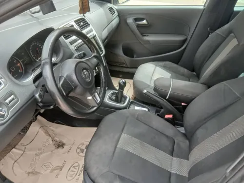 Volkswagen Polo 2012 Black et Silver