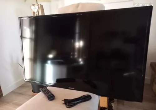 TV SAMSUNG 40" POUCE SIMPLE FULL HD 