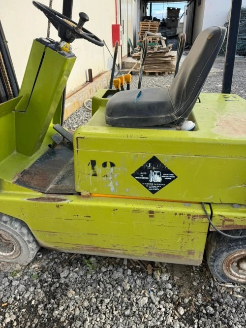 CLARK CLARK EM15S – 4 roues – 1,5 T 
