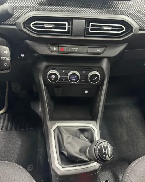 Dacia Logan 2025 Extrem