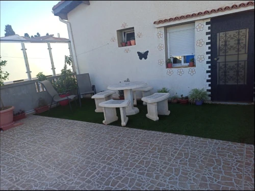 Location vacances Niveau De Villa F2 Alger Kouba