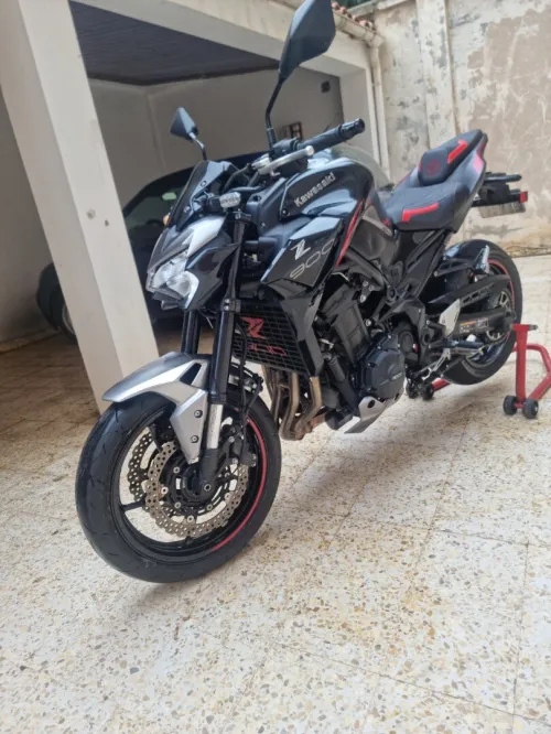 Kawazaki Z 900 