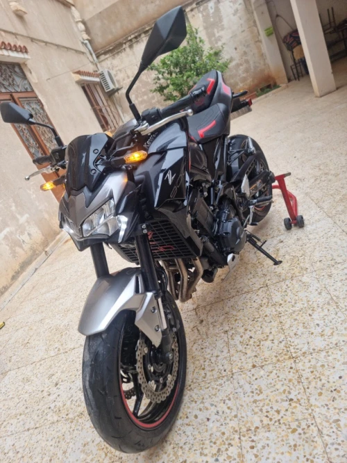 Kawazaki Z 900 