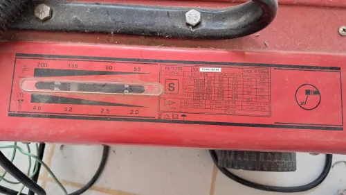 Un poste à soudé