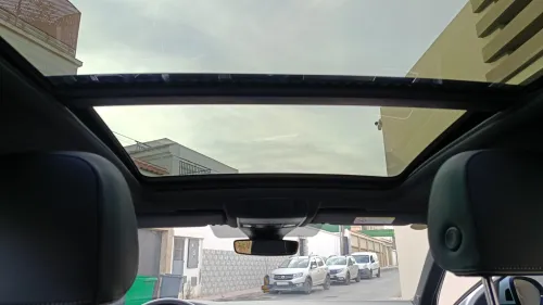 Volkswagen T-Roc 2025 R-Line + SONO ( BEATS )