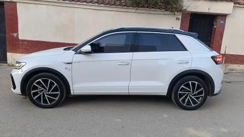 Volkswagen T-Roc 2025 R-Line + SONO