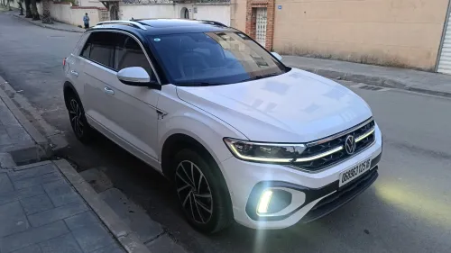 Volkswagen T-Roc 2025 + SONO