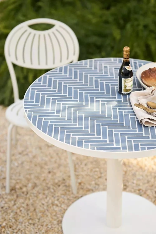 Tables en mosaïque traditionnelle