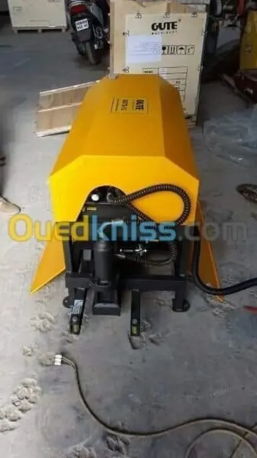 Machine Cadreuse & Redresseur 