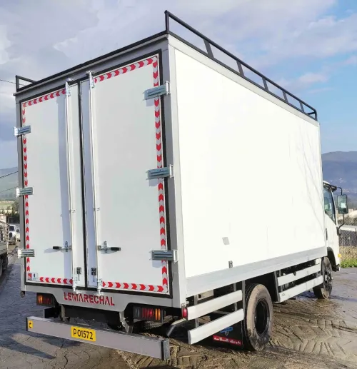 Fabrication de Conteneurs sur TIRSAM, JAC, HOWO, SHACMAN, HYUNDAI, KIA..