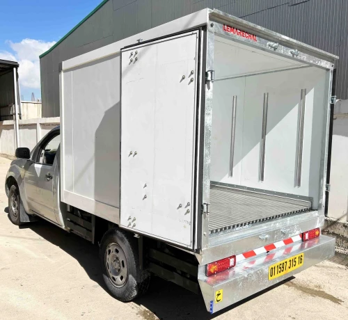 conteneur sur TIRSAM, DFSK, CHERY,PICK-UP(HILUX-NAVARA-B50..)...
