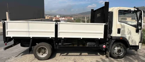 Fabrication de Plateaux sur TIRSAM, SHACMAN, HOWO, HYUNDAI, KIA...