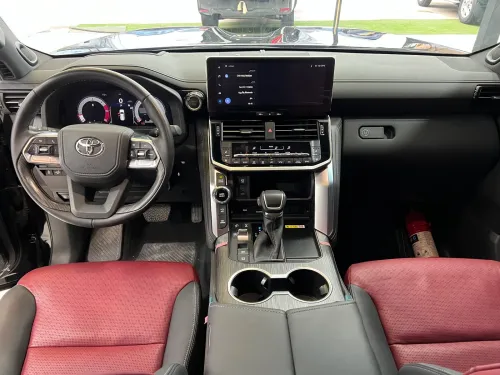 Toyota Land Cruiser  2026 LC 300