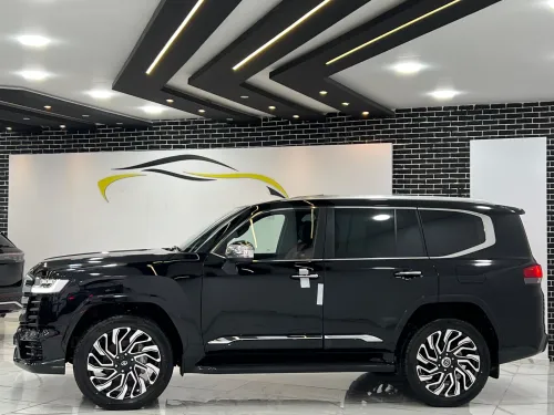Toyota Land Cruiser  2026 LC 300 VXR