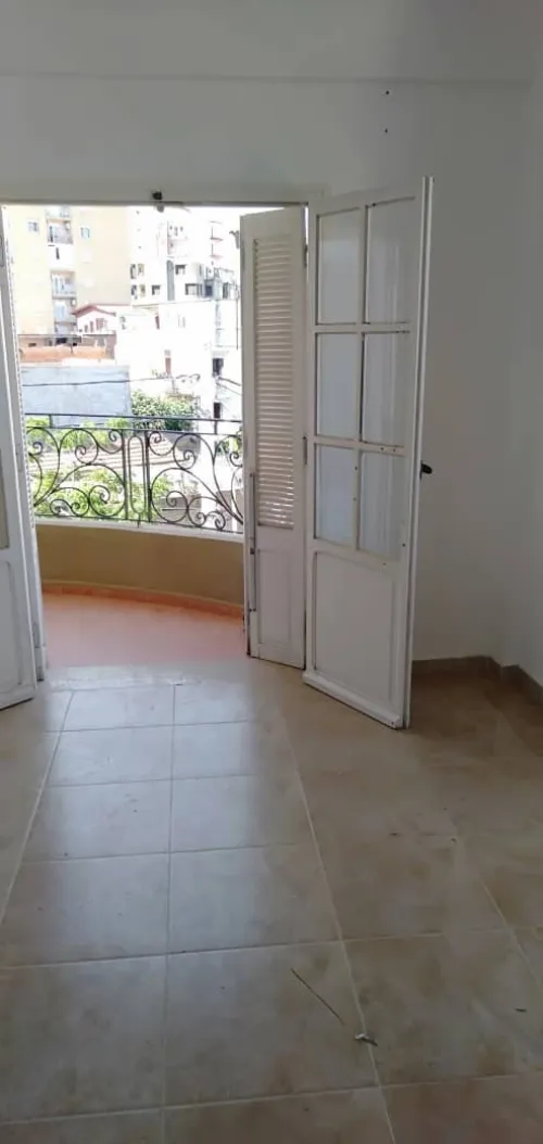 Location Appartement F3 Alger Dely brahim