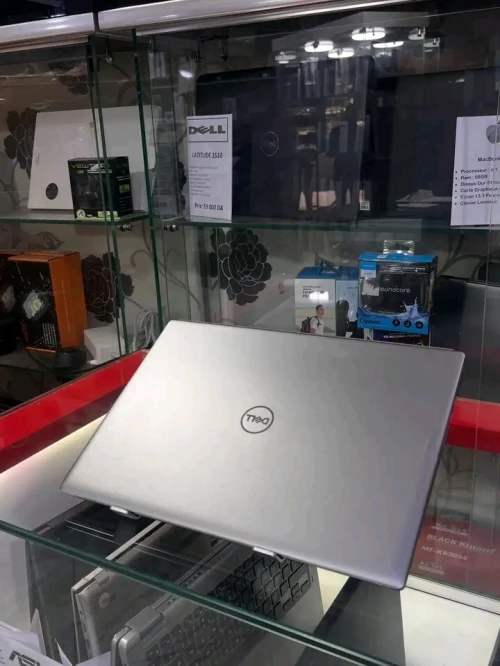 Dell vostro 16 5630 i7 13 Gen 16 gb 512 nvme ecran FHD etat 10/10