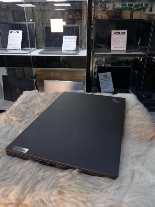 Lenovo thinkpad T14s i7 11 Gen 32 Gb ram 512 Gb ssd ecran 14 pouce FHD