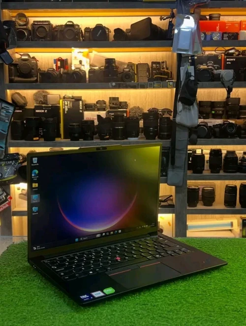 Lenovo E14 Gen 7 ultra 5 16 ram 512 ssd etat 10/10
