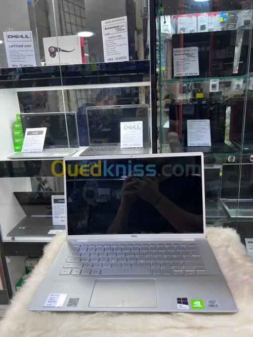 Dell Inspiron 7490 