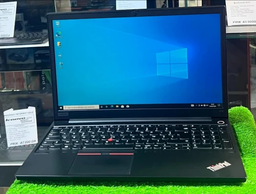 Thinkpad E15 i7 10 Gen 8 ram 256 ssd ecran 15 pouce FHD intel iris UHD etat 10/10