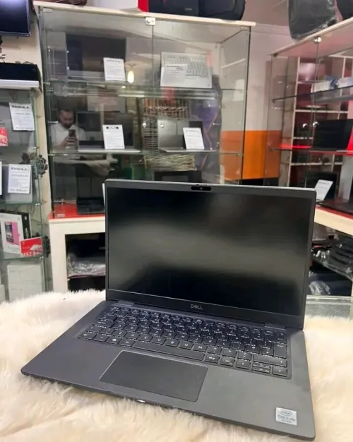 Dell latitude 7320 i5 10 gen 16 gb ram 256 ssd ecran 14 pouce FHD