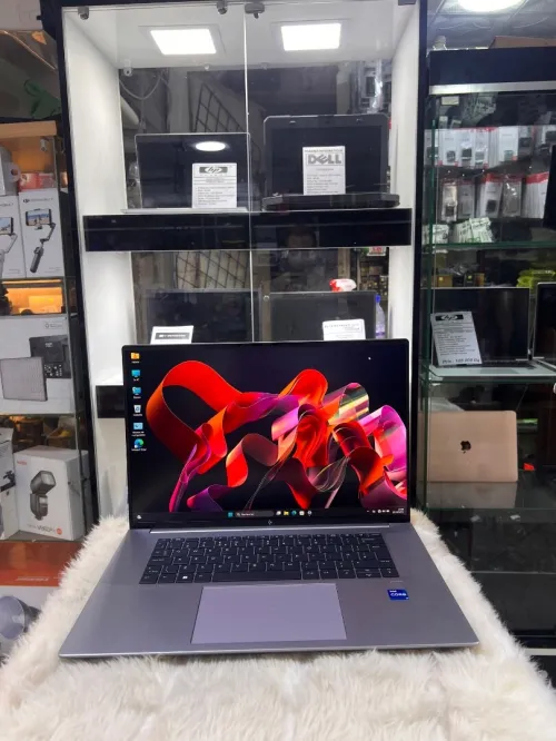 Zbook studio 16