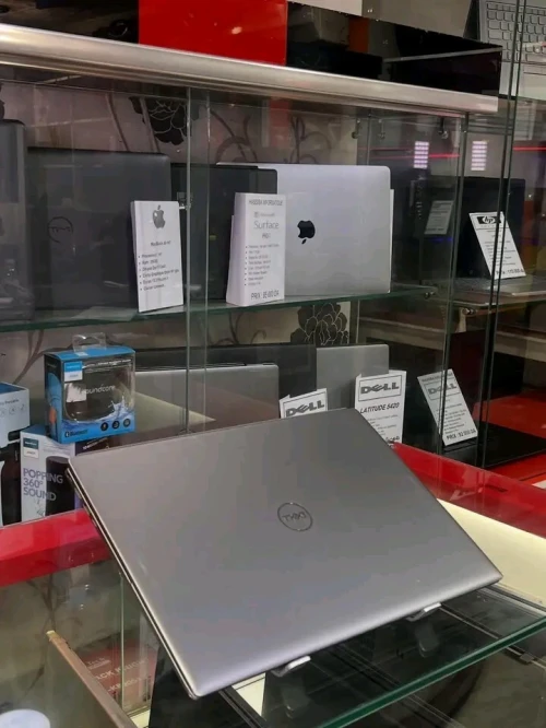 Dell vostro 16 5630 i7 13 Gen 16 gb 512 nvme ecran FHD etat 10/10