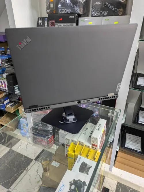 STATION LENOVO THINKPAD P16V GEN2 ULTRA7-165H 16GB/512GB/RTX 2000 8GB