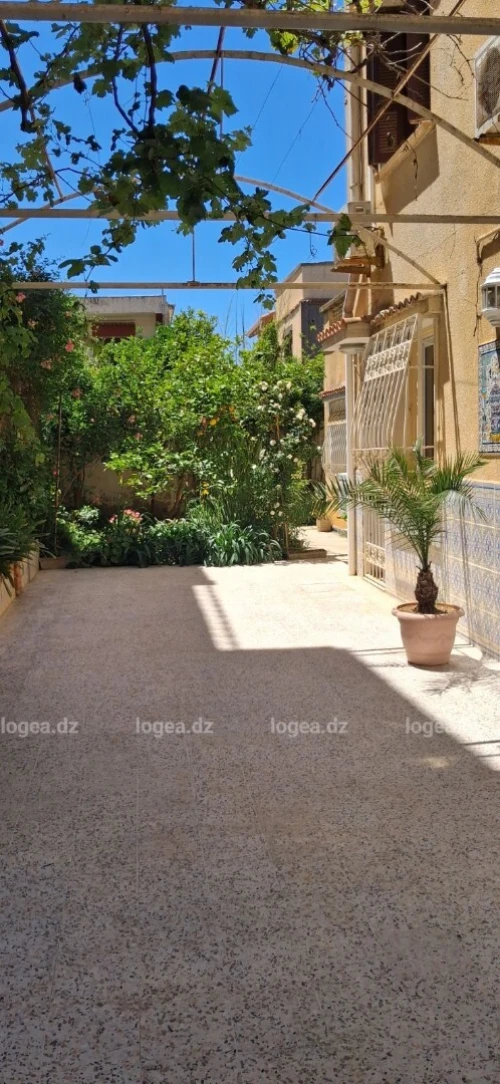 Location Appartement Niveau de villa F4 Alger Beni messous