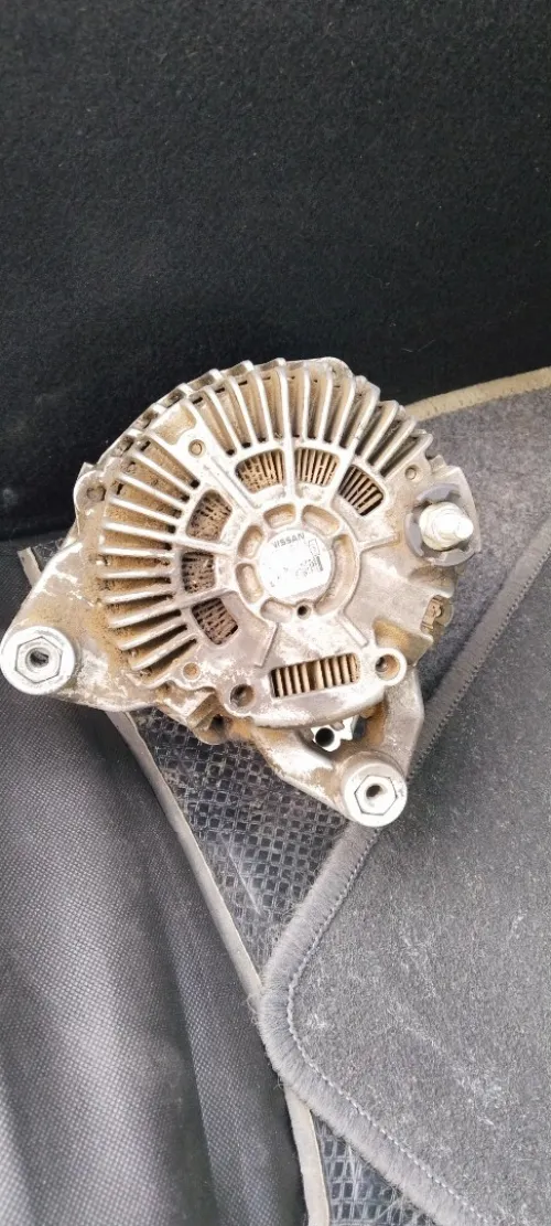 Nissan 2.0 dCi