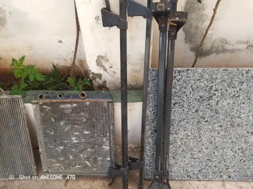 Compteur xarra et Mégane berret radiateur climatiseur radiateur  bouteilles  insisté