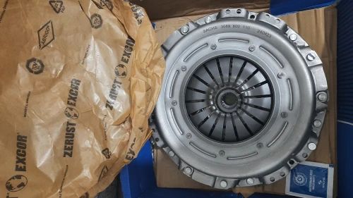 Kit d'embrayage, JEEP COMPASS, PATRIOT, CHRYSLER SEBRING, DODGE AVENGER, CALIBER, JOURNEY.