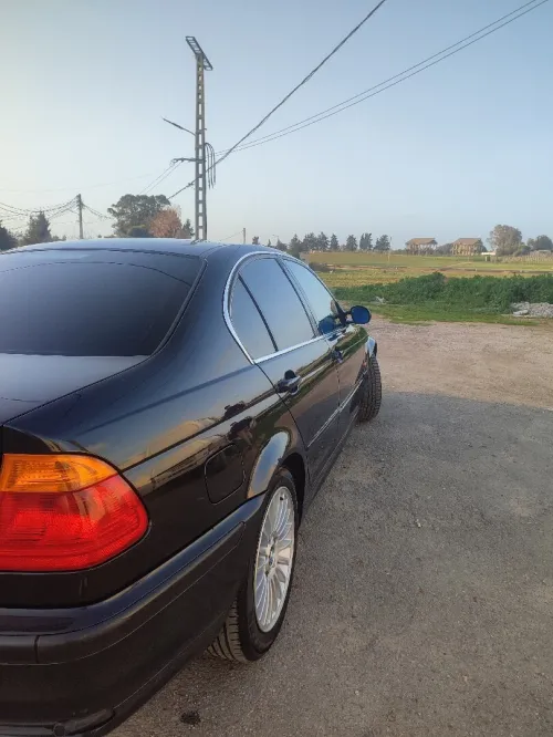 BMW Série 3 2000 Modern
