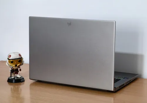 Acer Predator triton néo 16