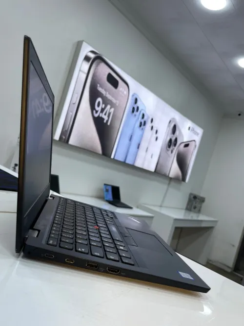 Lenovo thinkpad L390 i5 8th 8/256GB