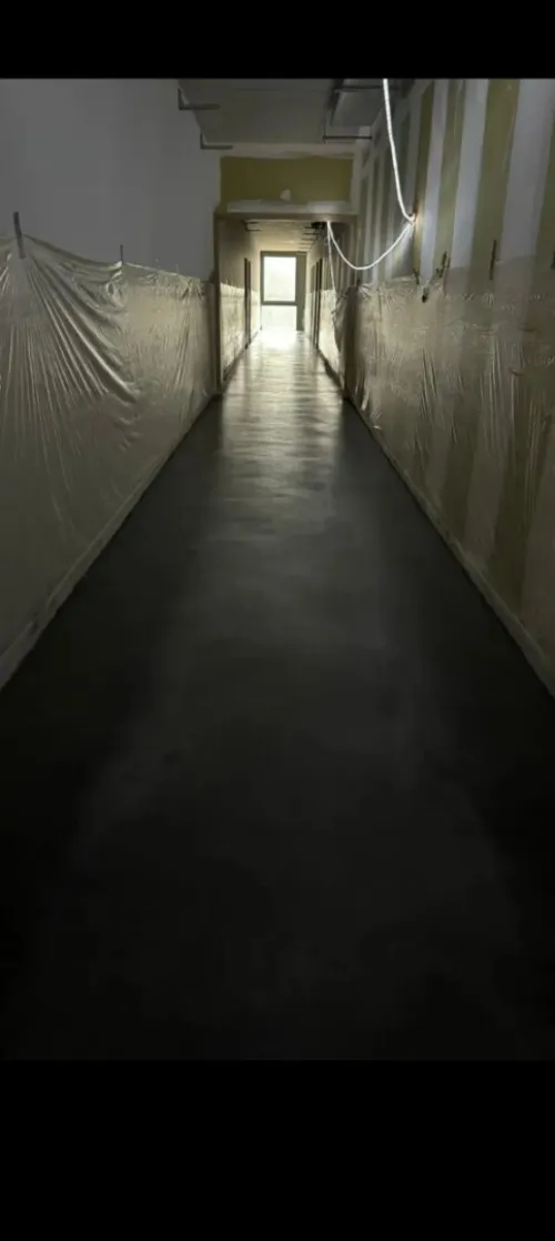 Travaux de Bâtiment . Ponçage Béton Armé et  Tallochage Pour Hélicoptère Dallage  Lissage de sol