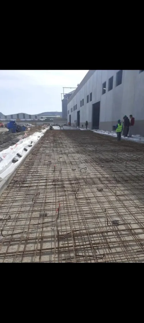 Travaux de Bâtiment . Ponçage Béton Armé et  Tallochage Pour Hélicoptère Dallage  Lissage de sol
