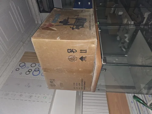 Matériel, munisier à l'aluminium. Épvc