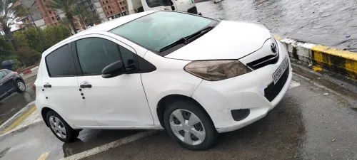 Toyota Yaris 2013 